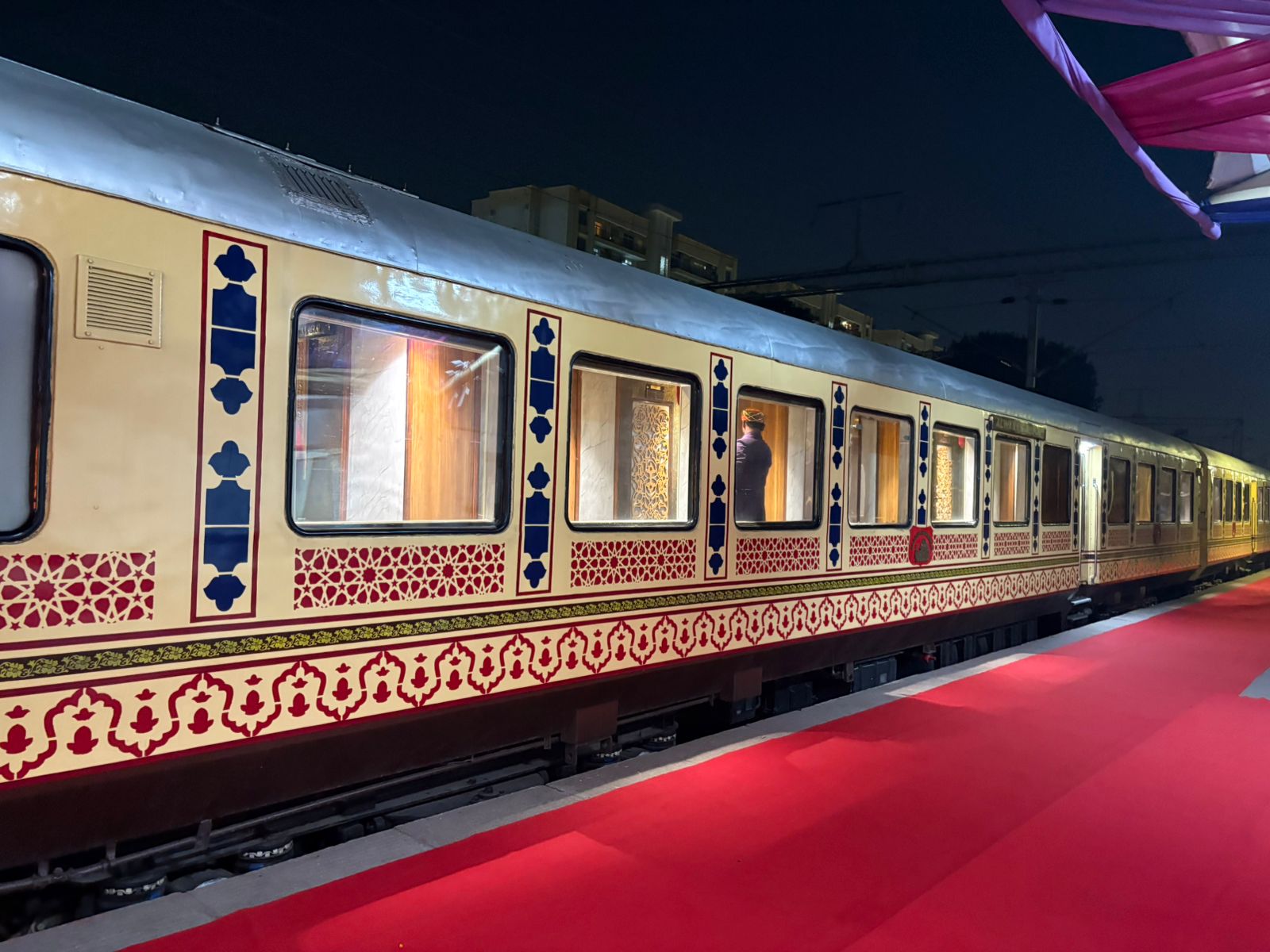 Palace on Wheels 7N/8D